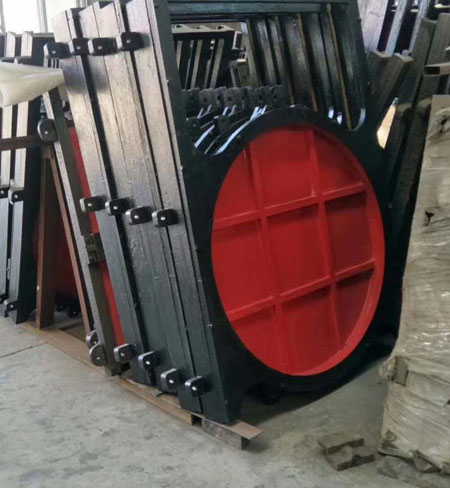 該如何調(diào)節(jié)鑄鐵閘門的絲桿扣具呢？